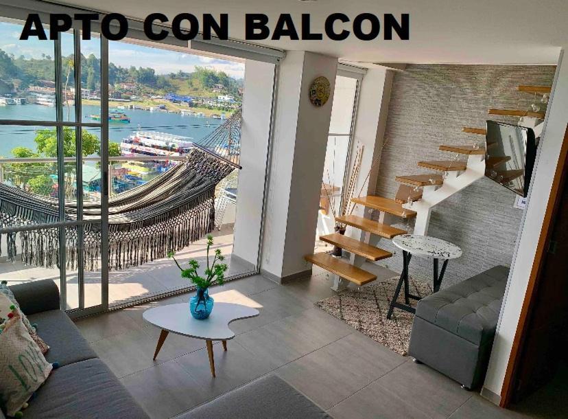 Apartamentos View, Calle Del Malecon Frente Al Lago Guatapé Exterior foto